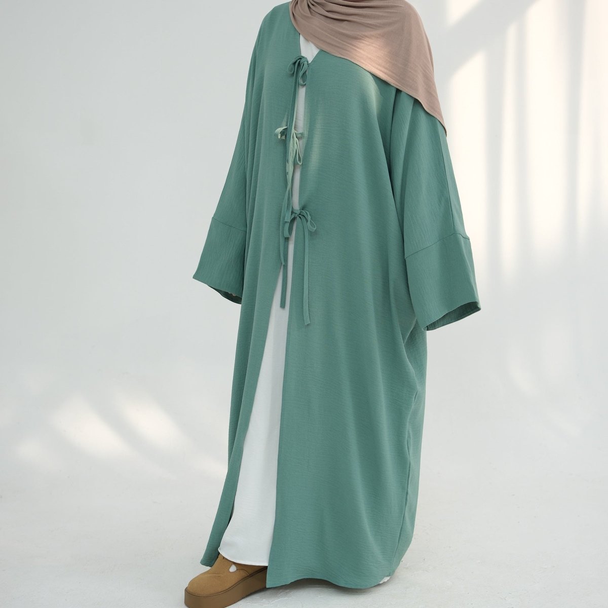 Elegant Lace-Up Open Kimono Abaya