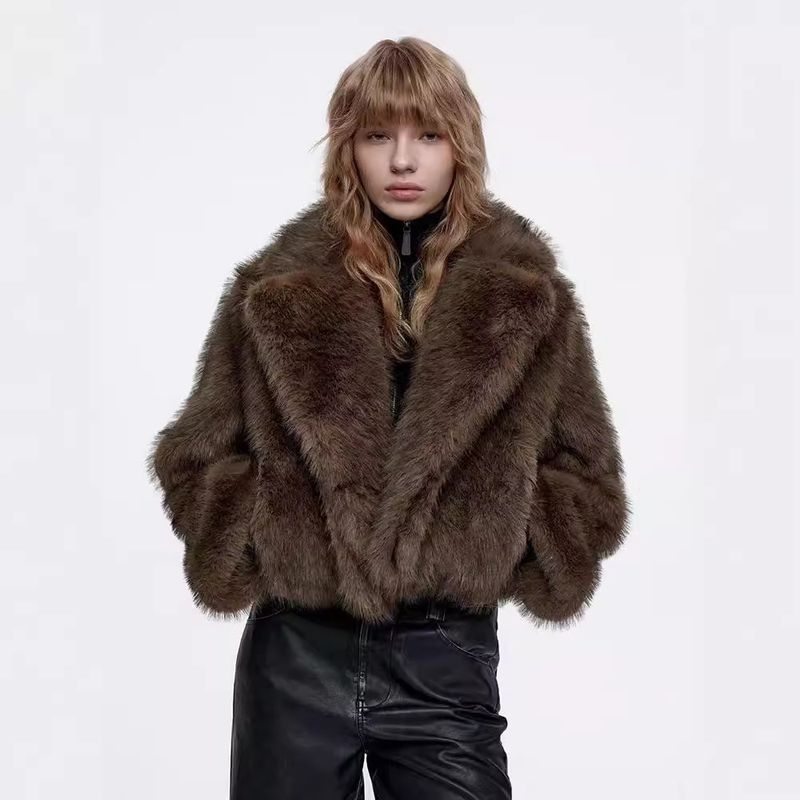 Faux fur cropped teddy jacket